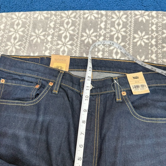 NWT‎ Levi's Men's 505 Jeans Regular Fit Size 38 x 32 - Picture 9 of 10